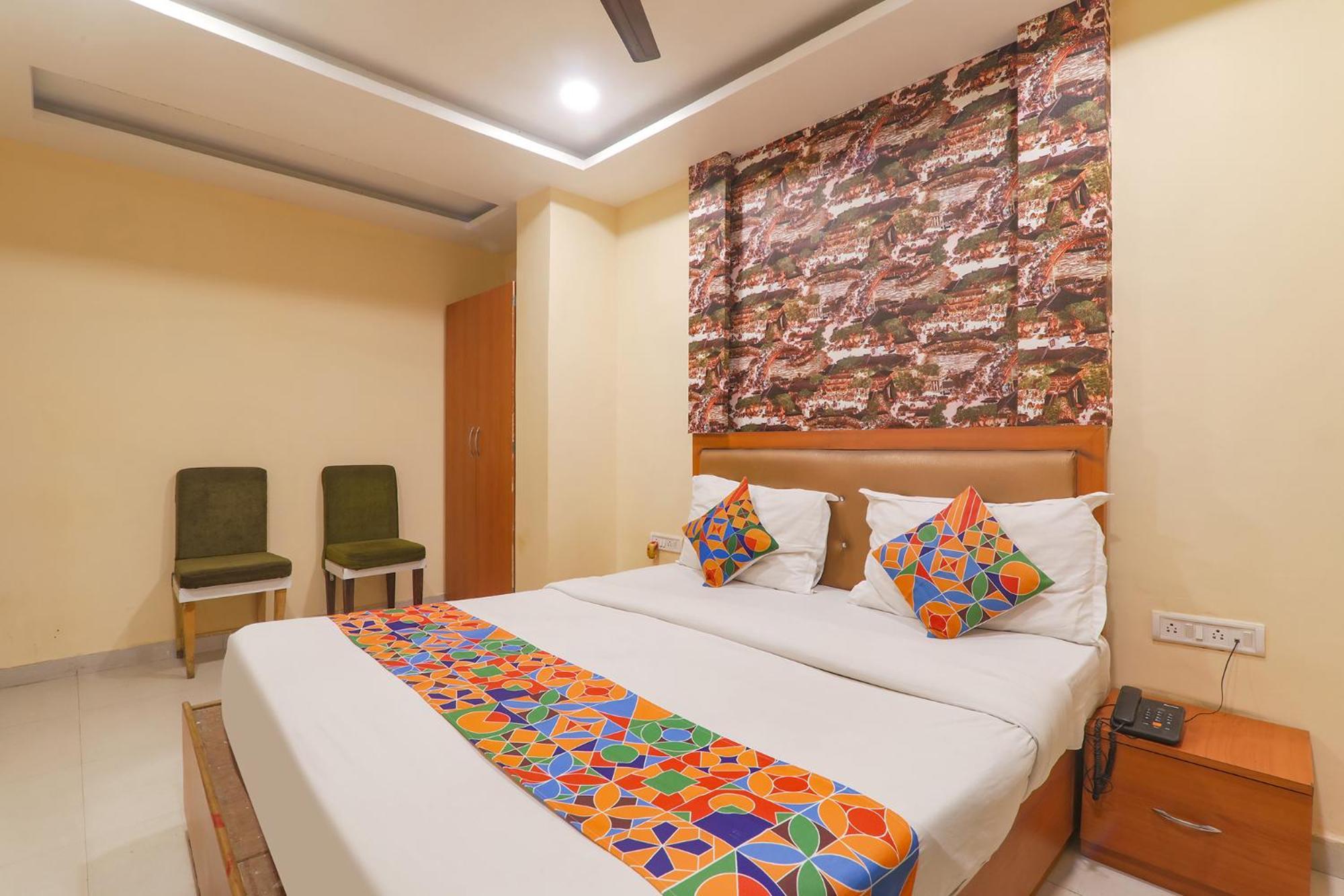 Fabhotel Swarn Banquet Kakarmatha Екстер'єр фото