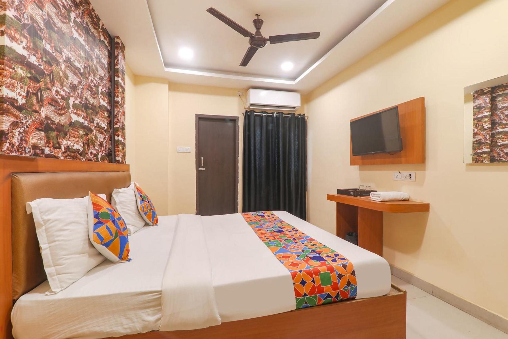 Fabhotel Swarn Banquet Kakarmatha Екстер'єр фото