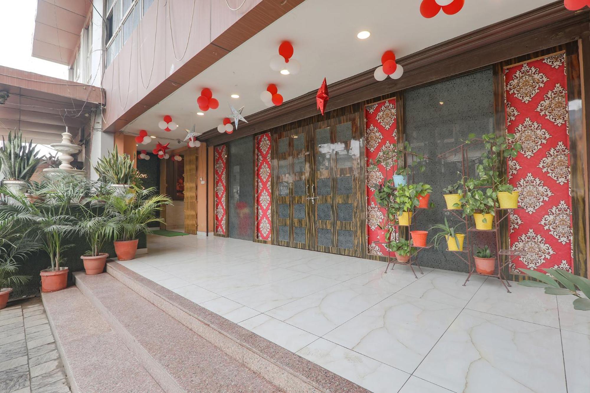 Fabhotel Swarn Banquet Kakarmatha Екстер'єр фото